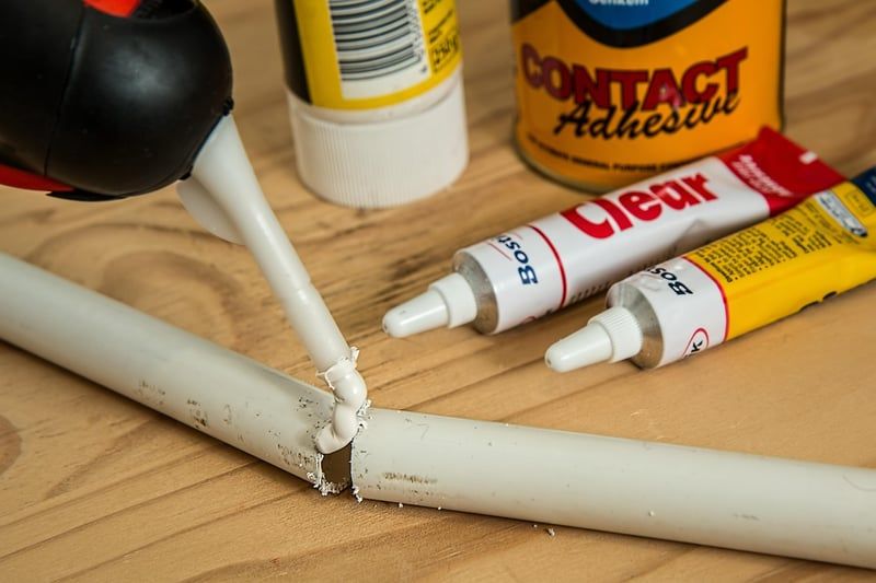Solutions pratiques pour améliorer l'éclairage de votre atelier de bricolage en 2026